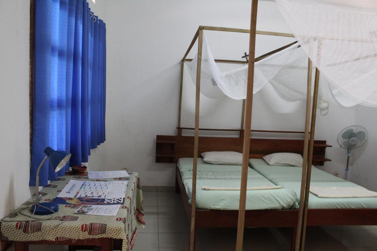 Bed and Breakfast Centre Lucien Botovasoa Antsiranana Exterior foto
